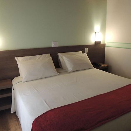 Hotel Monte Carlo Campos do Jordão Zimmer foto